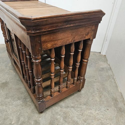 19TH CENTURY FRENCH WALNUT PANETIERE - ADDITIONAL PHOTO 6