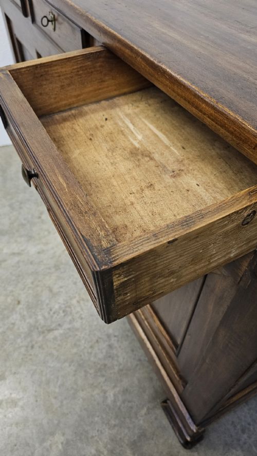 fig 2. 18th Century Louis Philippe Enfilade