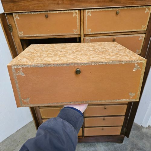 FRENCH WALNUT AND LEATHER CARTONNIERE - ADDITIONAL PHOTO 5