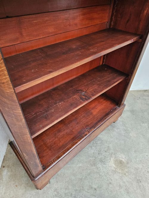 FRENCH 19TH CENTURY WALNUT BOOKCASE - ADDITIONAL PHOTO 3
