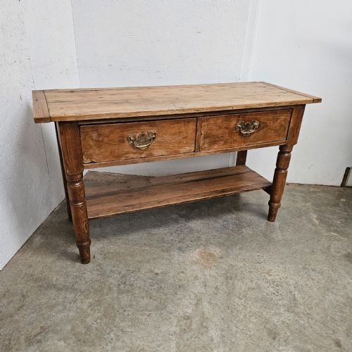 fig 1. English Pine Potboard Dairy Table