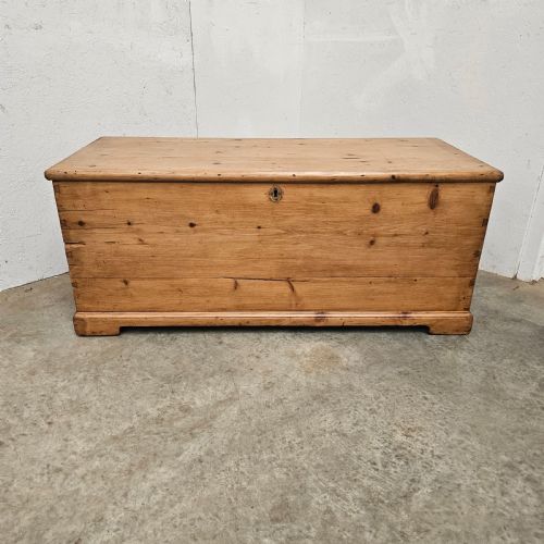 19th Century English Pine Blanket Box
