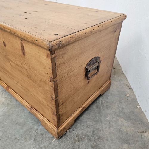 fig 2. 19th Century English Pine Blanket Box