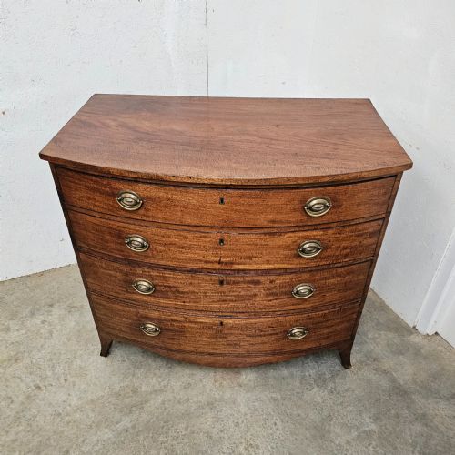 fig 1. Georgian Bow-Front Chest of Drawers