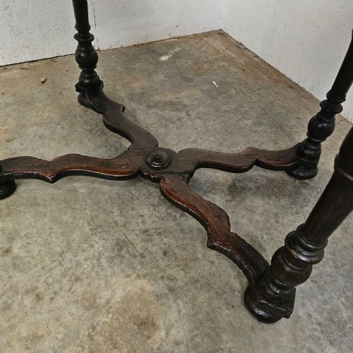 18TH CENTURY FRENCH WALNUT SIDE TABLE WITH DRAWER - ADDITIONAL PHOTO 3