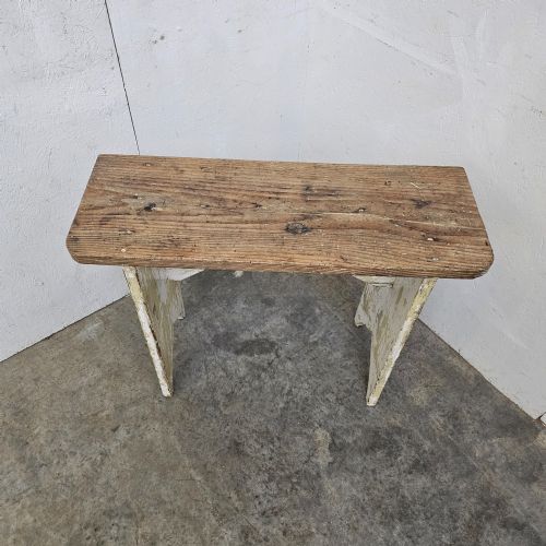 FRENCH SCRATCH BUILT COUNTRY PINE BENCH - ADDITIONAL PHOTO 2