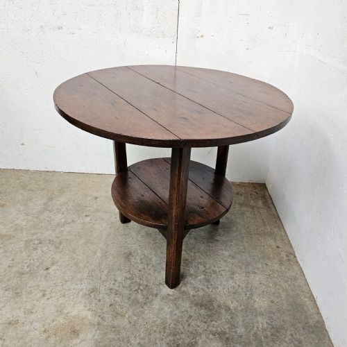 fig 1. Oak Cricket Table With Shelf