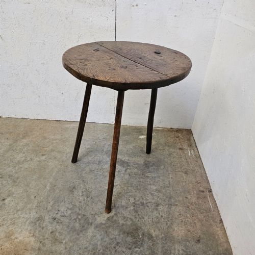 fig 1. Primitive Oak Cricket Table