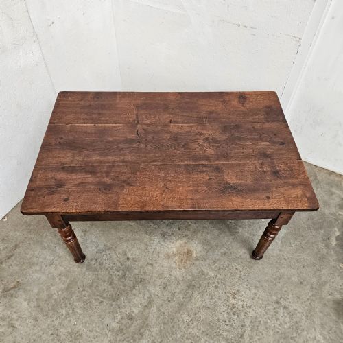 FRENCH OAK LOW TABLE ON TURNED LEGS - ADDITIONAL PHOTO 4