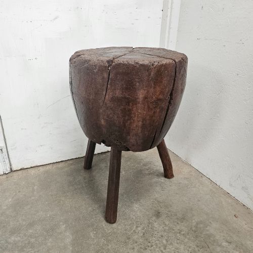 PRIMITIVE FRENCH BEECH GAME BLOCK - ADDITIONAL PHOTO 2