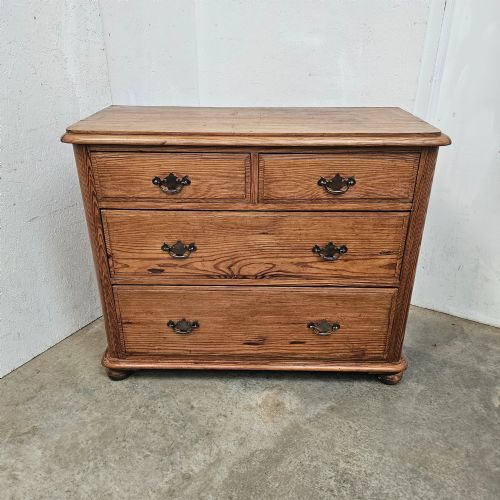English Pitch Pine Chest of Drawers (Victorian)