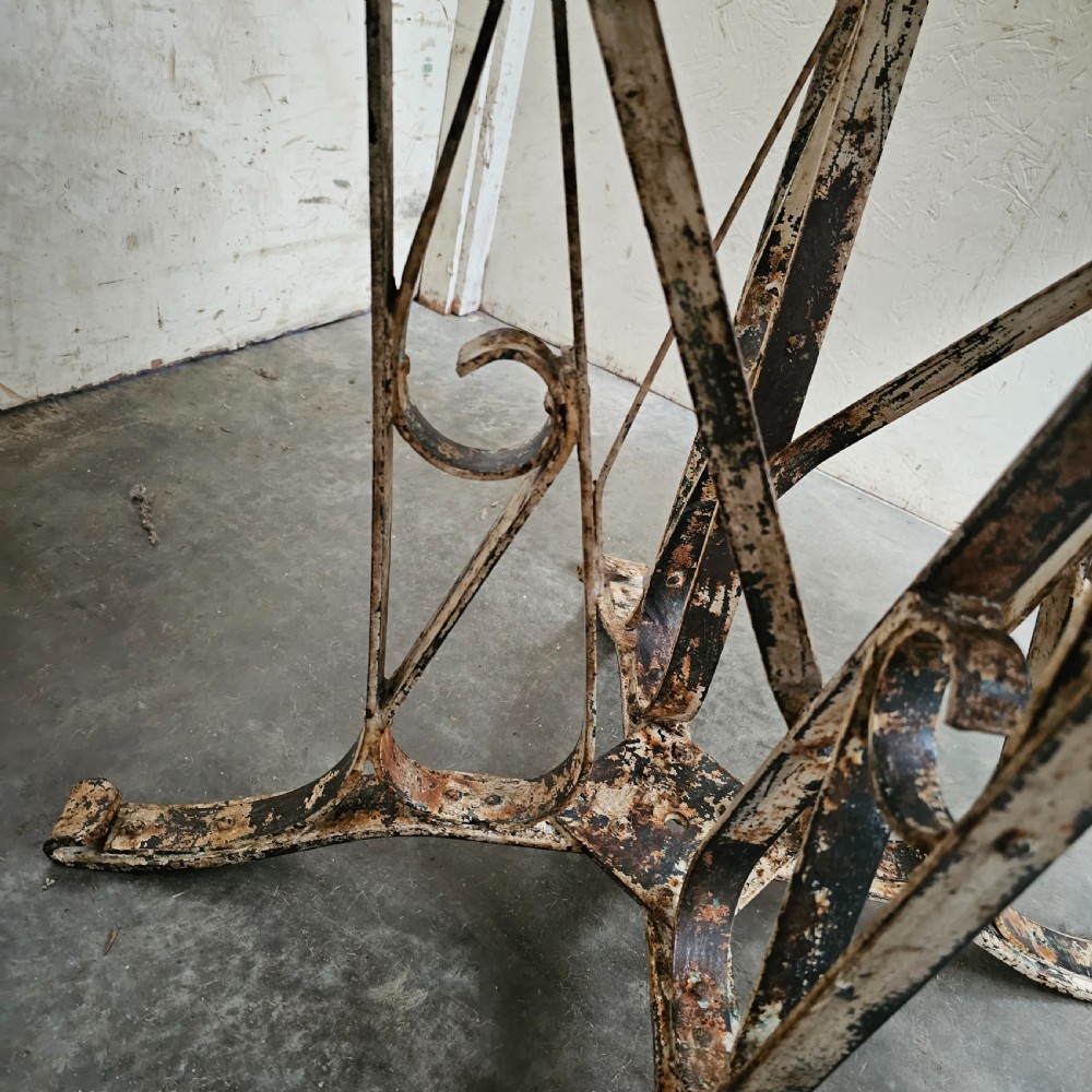 Heavy Base French Round Garden Table View V