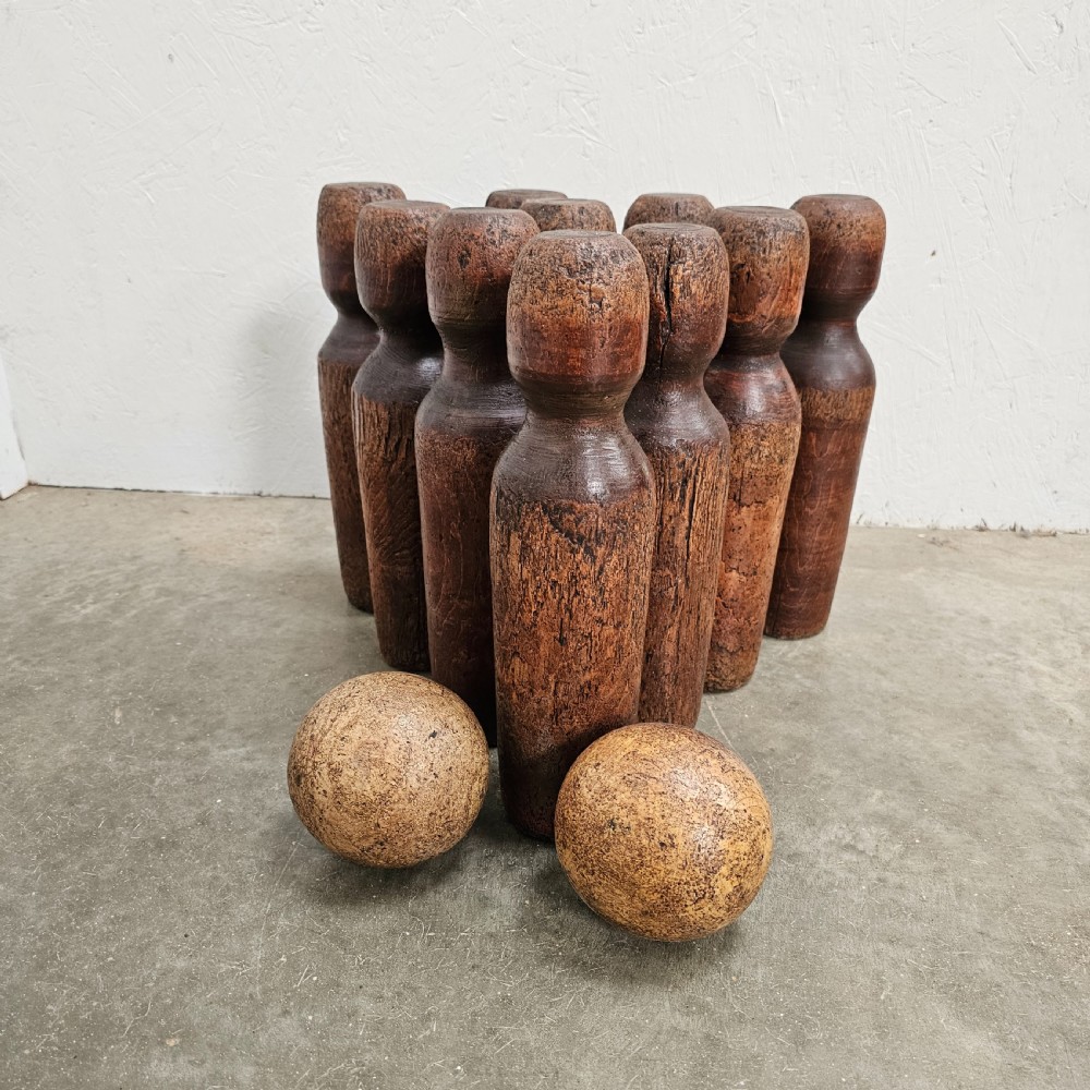 Set of French Tenpins & Two Balls