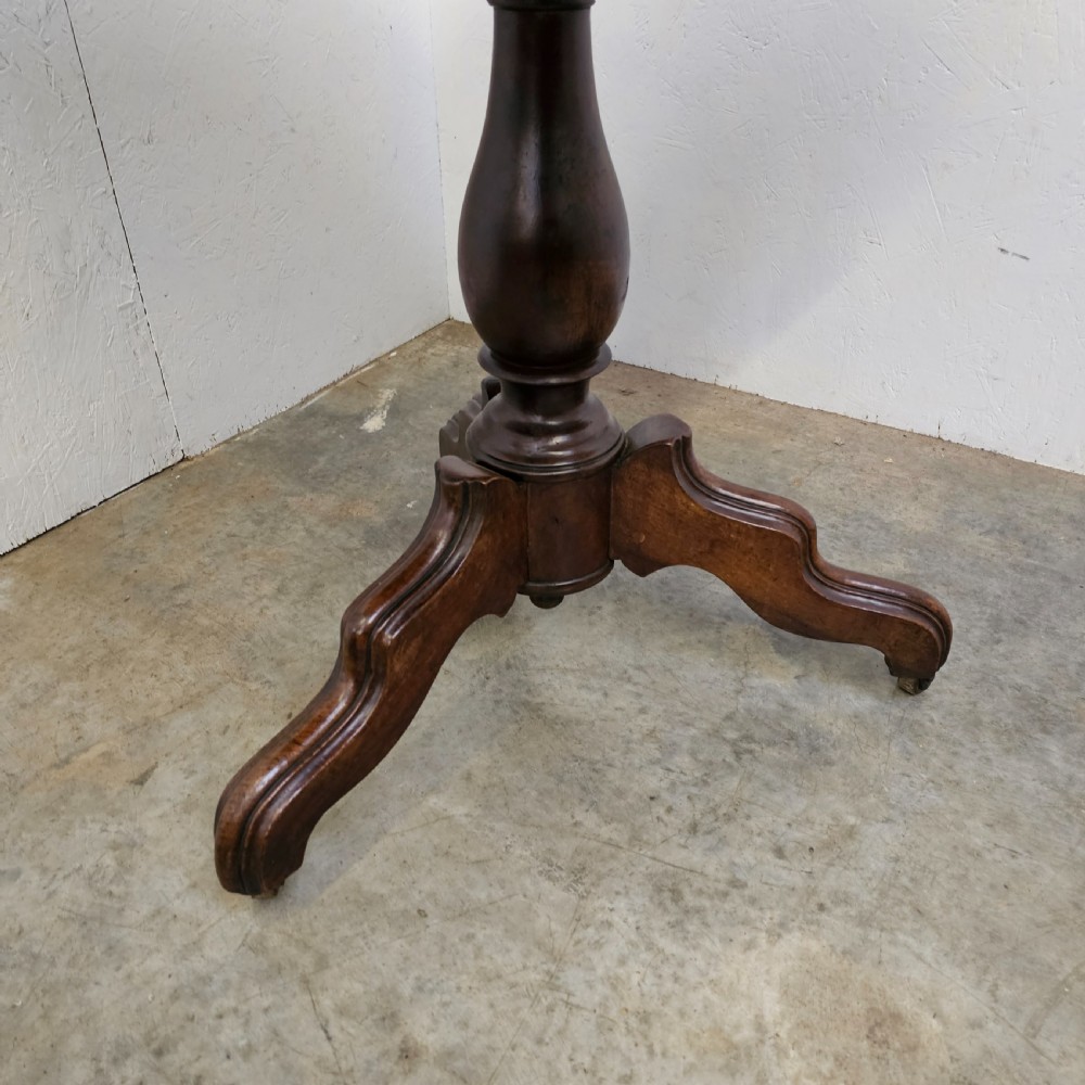 French Walnut Pedestal Breakfast Table View II