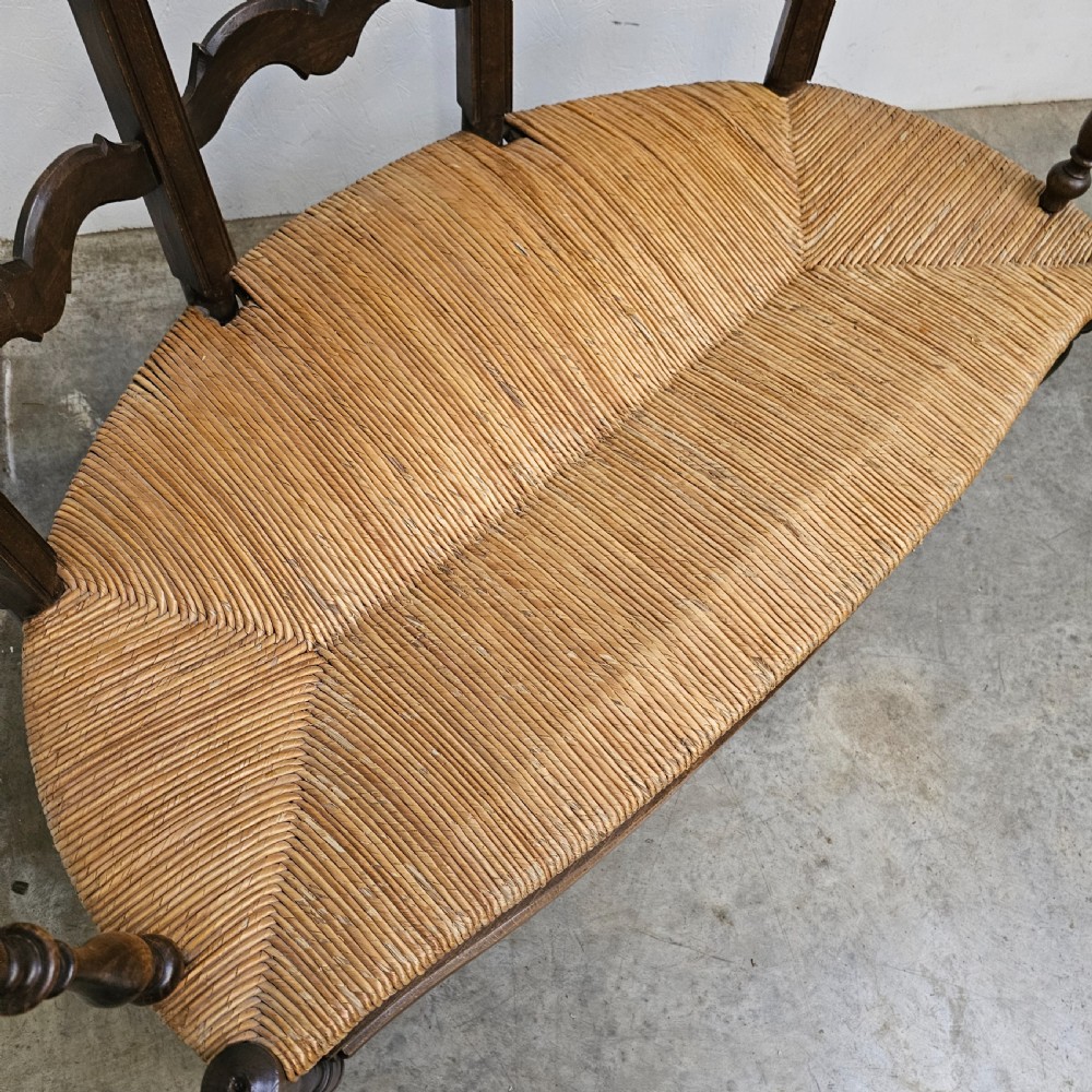 French Curve Rush Seat Bench View V