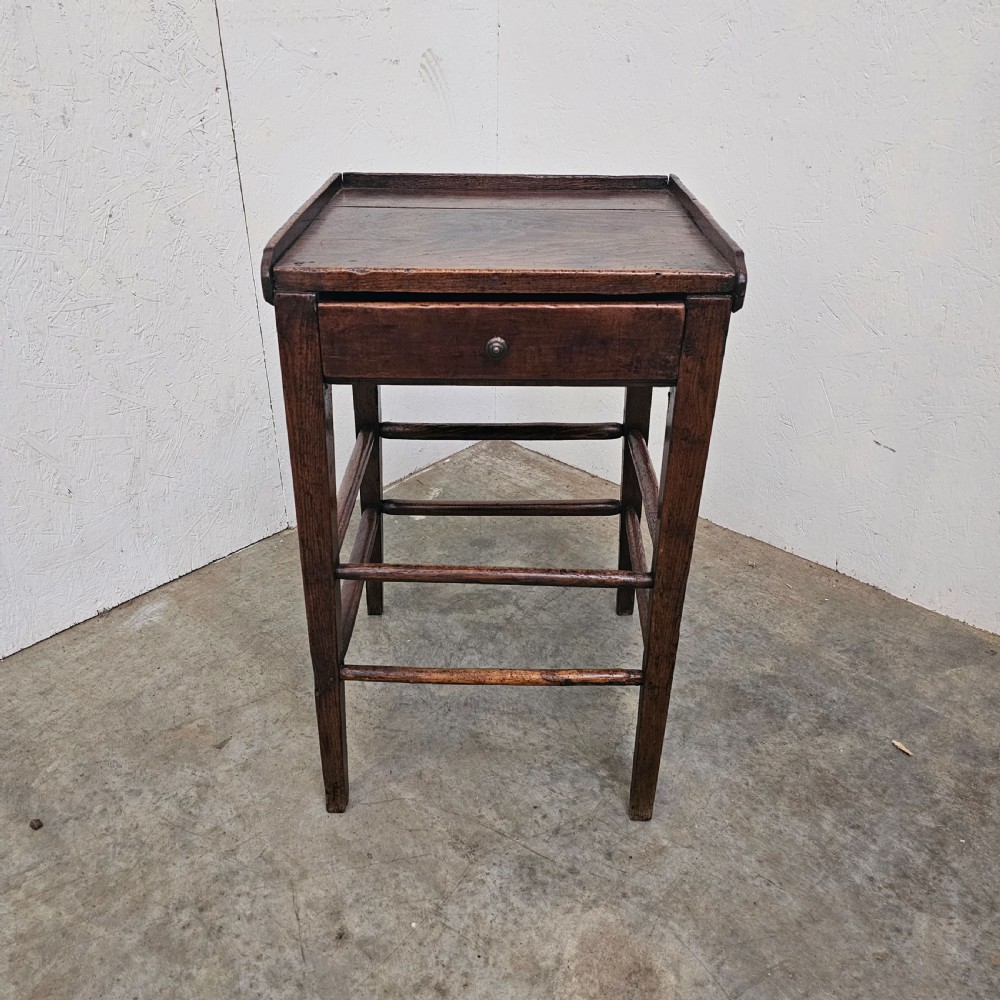 French Oak Tray Top Lamp Table 