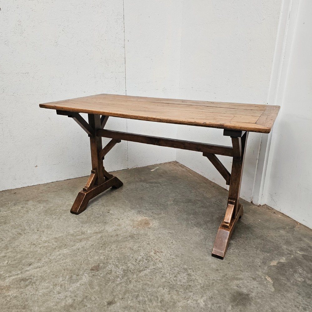 Pine & Beech Tavern Trestle Table View II