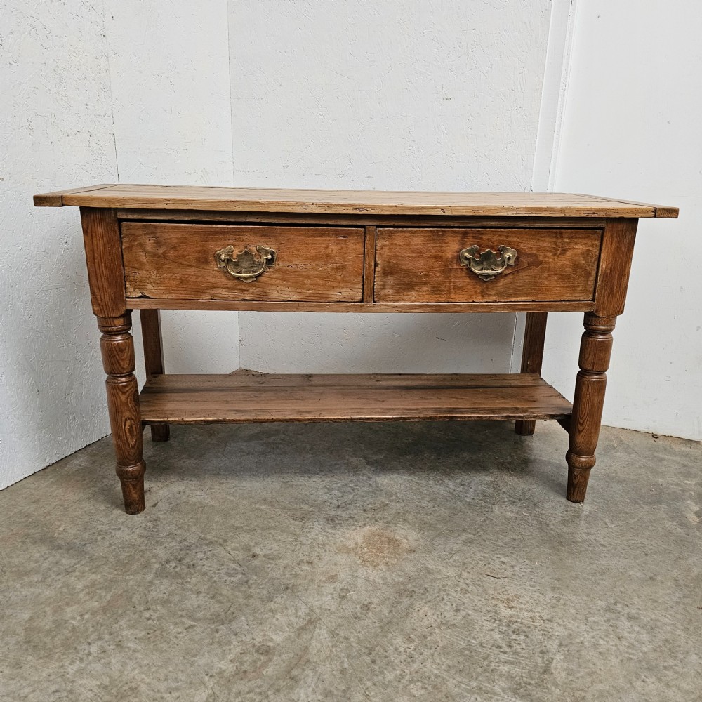 English Pine Potboard Dairy Table