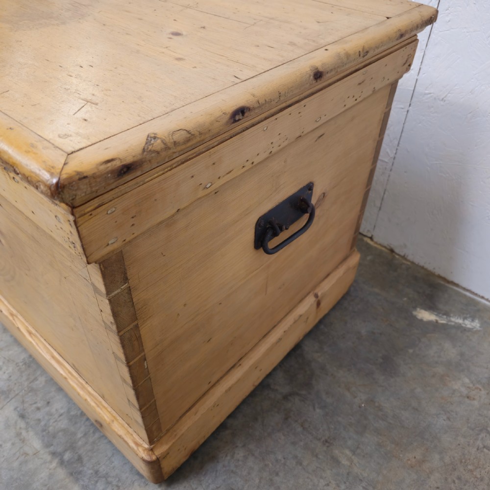 Antique Pine Blanket Box View VII