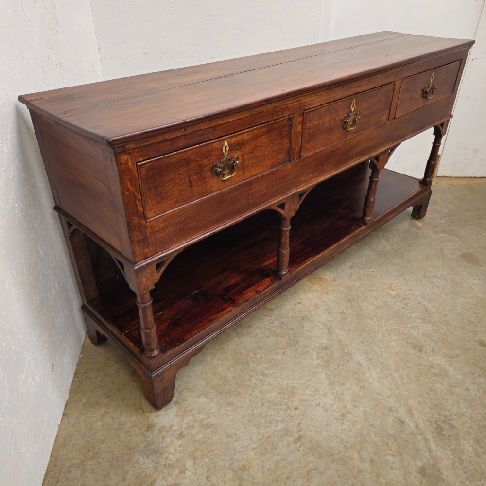 Georgian Oak Potshelf Dresser Base View VI