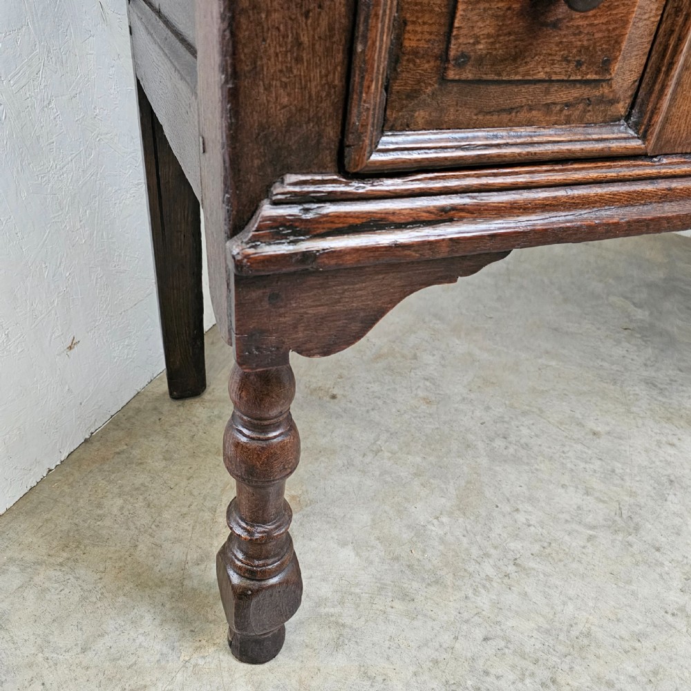 Early English Oak Dresser Base  View IX