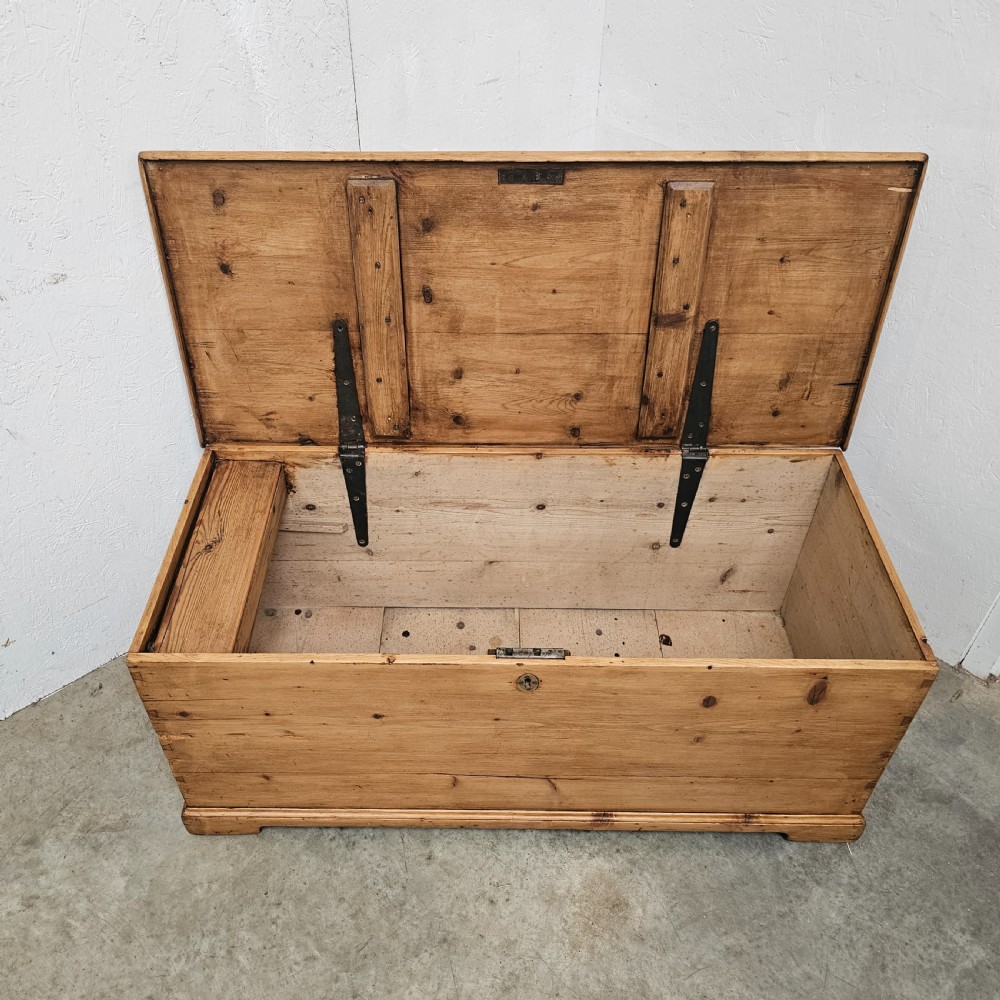 19th Century English Pine Blanket Box View VI