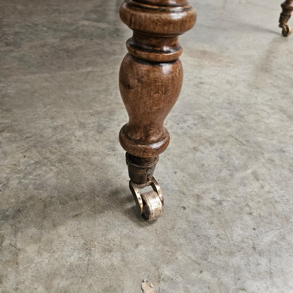 French Oval Farmhouse Table View V