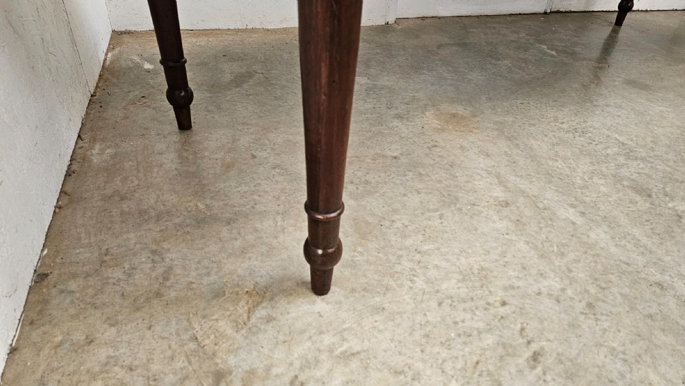 French Oak Turned Leg Dining Table View VI