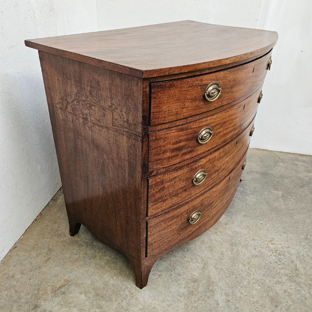 Georgian Bow-Front Chest of Drawers View VII