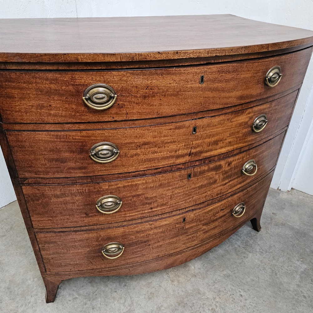 Georgian Bow-Front Chest of Drawers View VIII