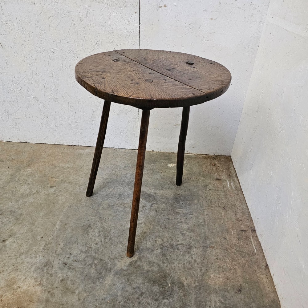 Primitive Oak Cricket Table View II