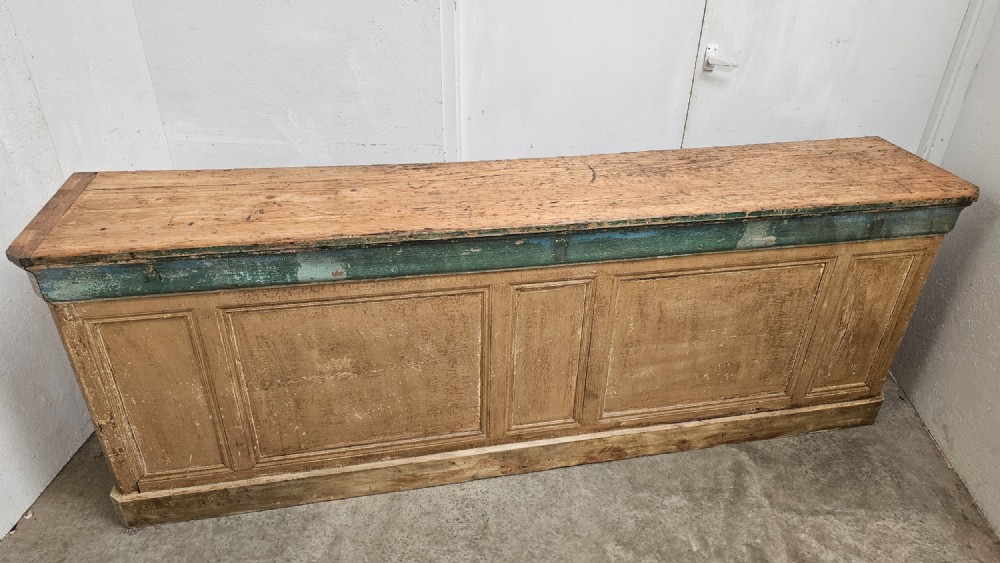 Long French Bistrot Bar Counter (Island) View II