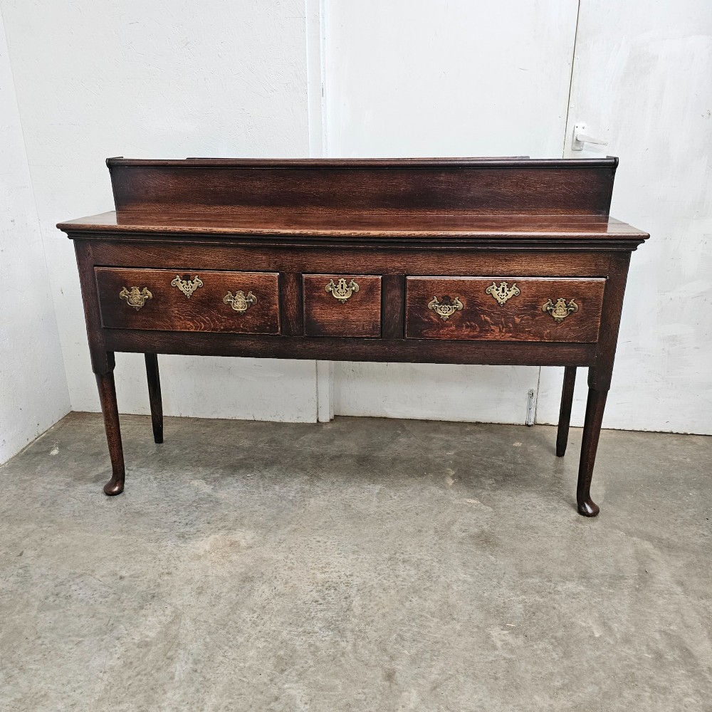 18th century English Oak Dresser Base