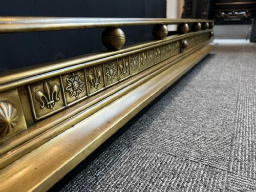 VICTORIAN BRASS FIREPLACE FENDER - ADDITIONAL PHOTO 3