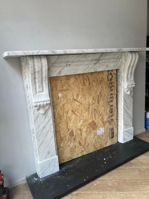 victorian corbel carrara marble surround - CATEGORY: ANTIQUE FIREPLACES - DATED VICTORIAN