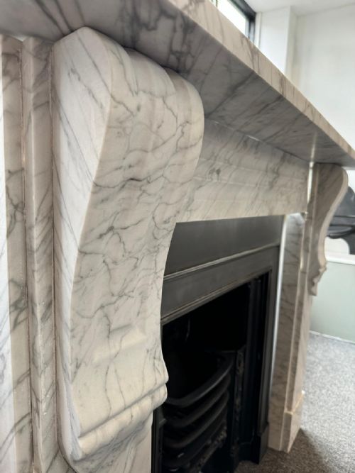 VICTORIAN CORBEL CARRARA MARBLE SURROUND - ADDITIONAL PHOTO 3