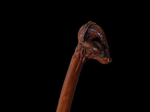 A FOLK ART BOXWOOD WALKING CANE - ADDITIONAL PHOTO 2