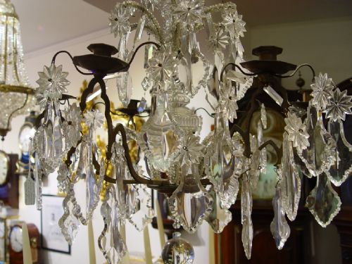 A MEDIUM SIZE DECORATIVE FRENCH MID 19TH CENTURY GLASS COVERED BRONZE OPENCAGE ANTIQUE CHANDELIER WITH 6LIGHTS - ADDITIONAL PHOTO 5