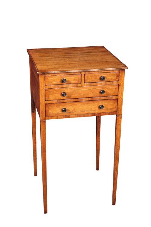 early 19th century work table circa 1810 - CATEGORY: ANTIQUE TABLES - DATED 19TH CENTURY