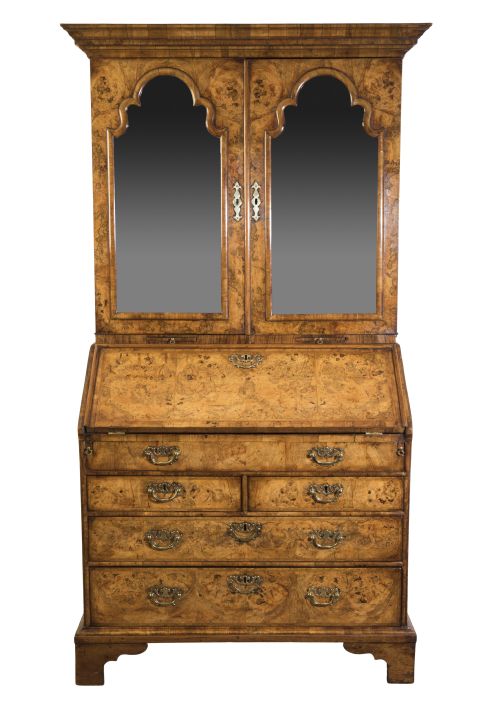 fine george i walnut bureau bookcase circa 1720 - CATEGORY: ANTIQUE BUREAU - DATED 18TH CENTURY