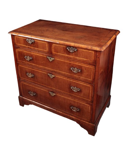 george ii walnut chest circa 1730 - CATEGORY: ANTIQUE CHEST OF DRAWERS - DATED 18TH CENTURY
