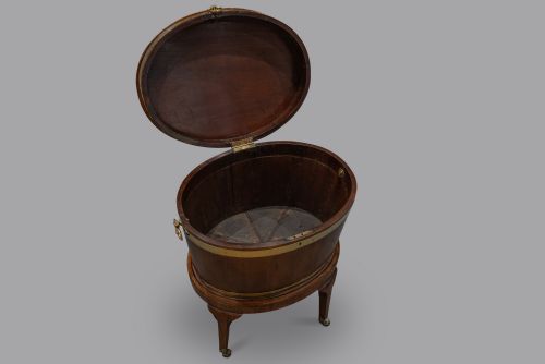 A GOOD GEORGE III MAHOGANY OVAL WINE COOLER ON ORIGINAL STAND - ADDITIONAL PHOTO 1