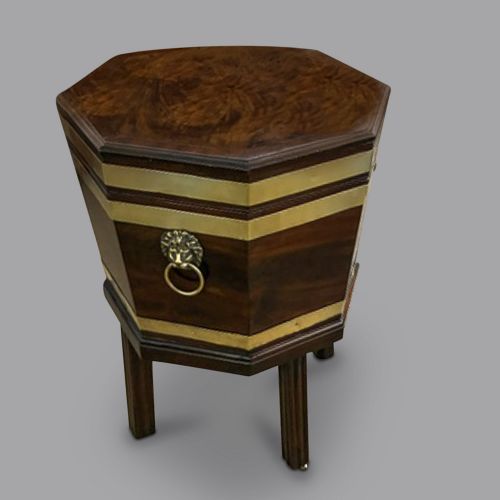 GEORGE III OCTAGANOL WINE COOLER CIRCA 1770 - ADDITIONAL PHOTO 1