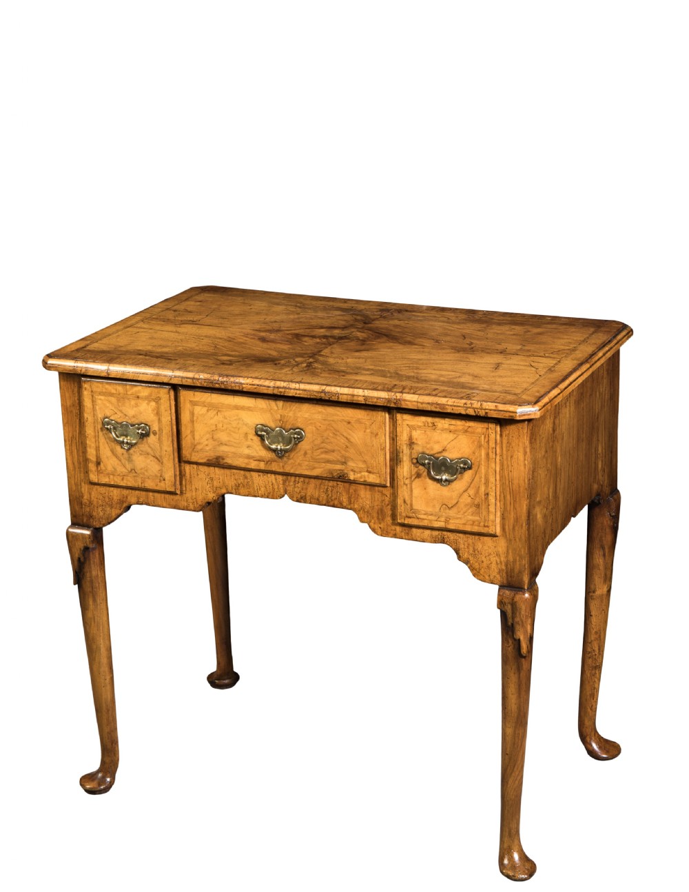 George II walnut lowboy. Circa 1720
