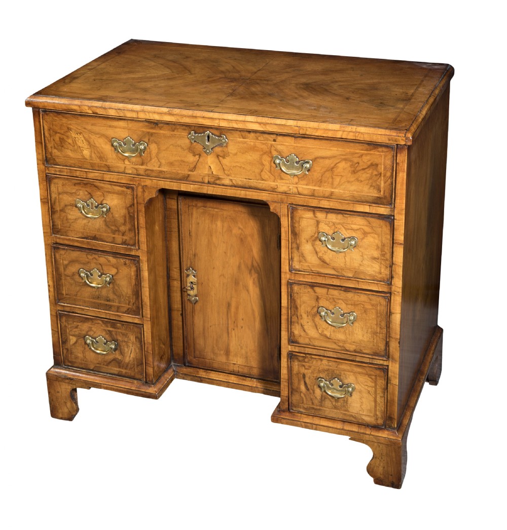 George II walnut kneehole desk. Circa 1730