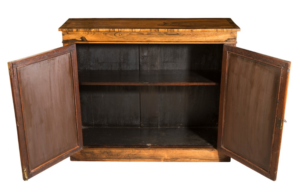 A fine Regency rosewood chiffonier. Circa 1815 View II