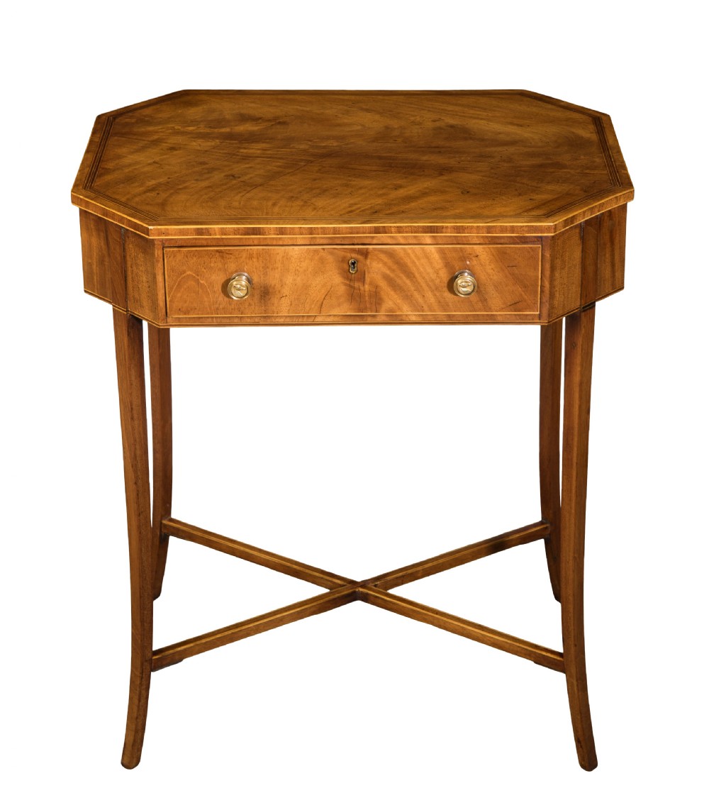 George III octagonal mahogany work table. Circa 1810 View II