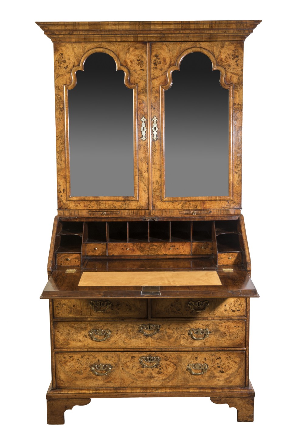 Fine George I walnut bureau bookcase. Circa 1720 View II