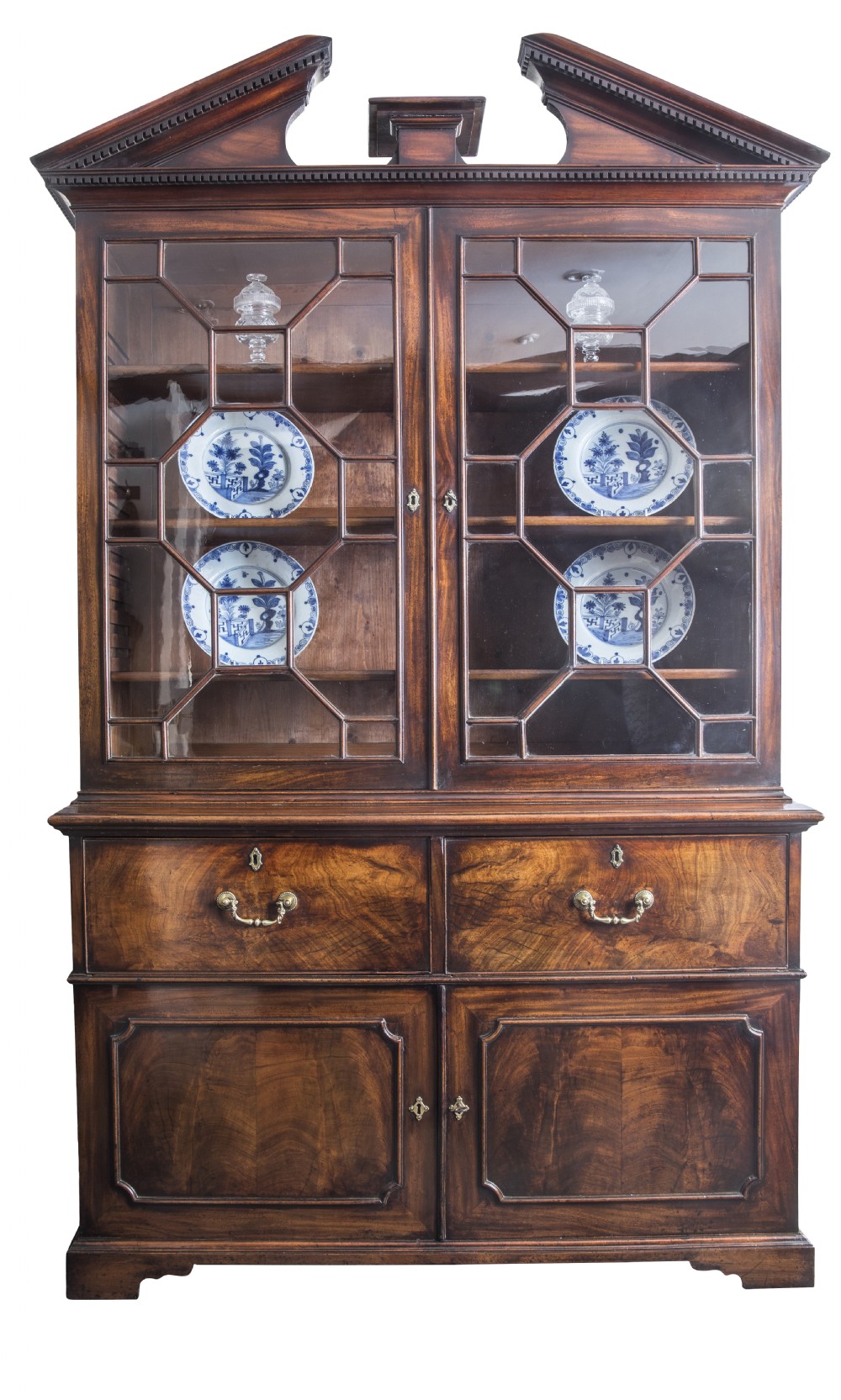 A very fine Chippendale mahogany glazed bookcase. Circa 1760