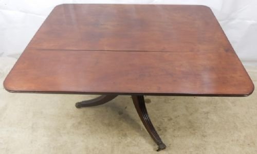 Georgian Mahogany Breakfast Table